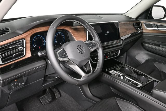 New 2026 Volkswagen Atlas SE image 4