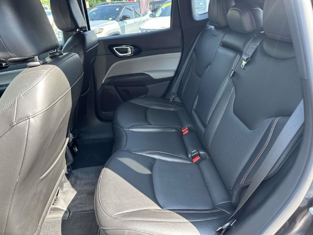 Certified 2023 Jeep Compass Limited AWD/4WD image 17