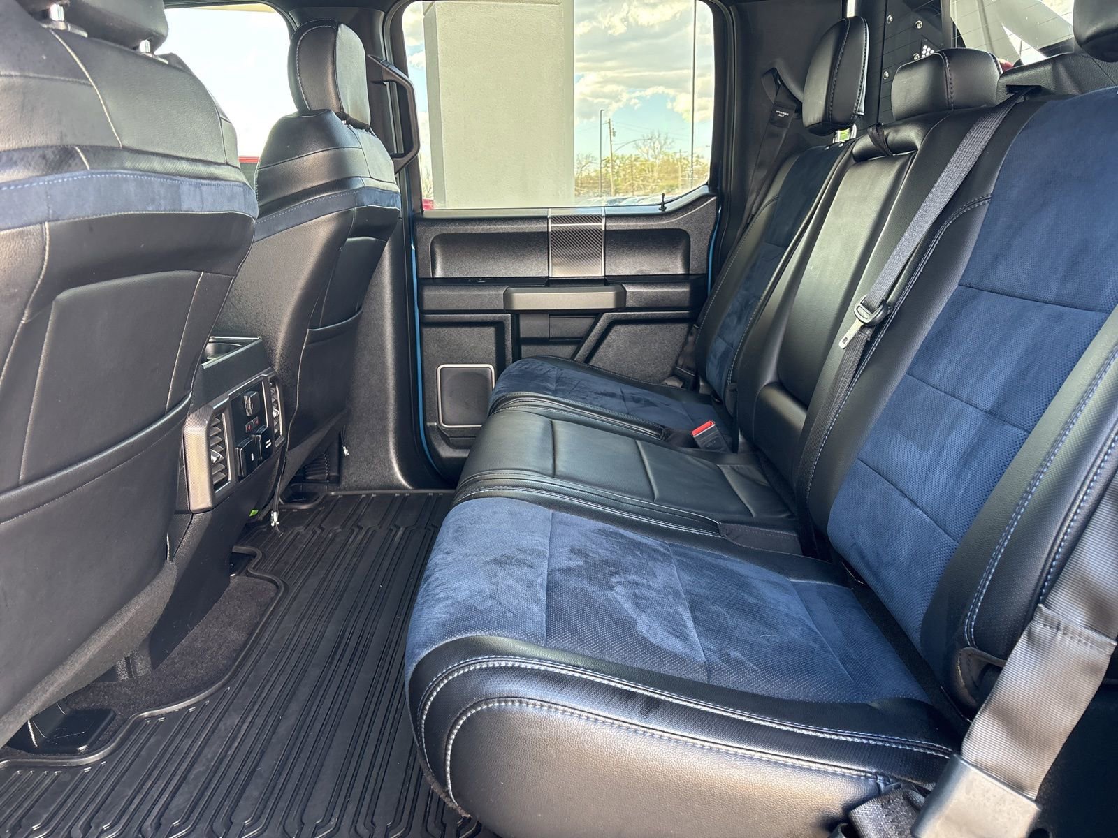 Used 2020 Ford F150 Raptor w/ Equipment Group 802A Luxury image 14