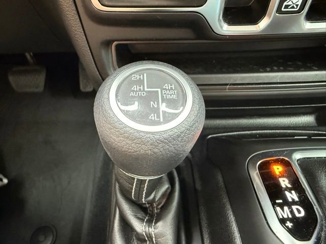 Used 2024 Jeep Wrangler Unlimited w/ Convenience Group image 30