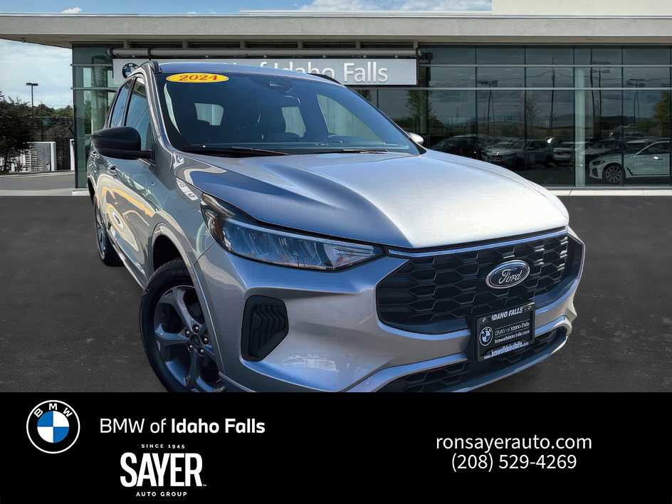 Used 2024 Ford Escape ST-Line image 1