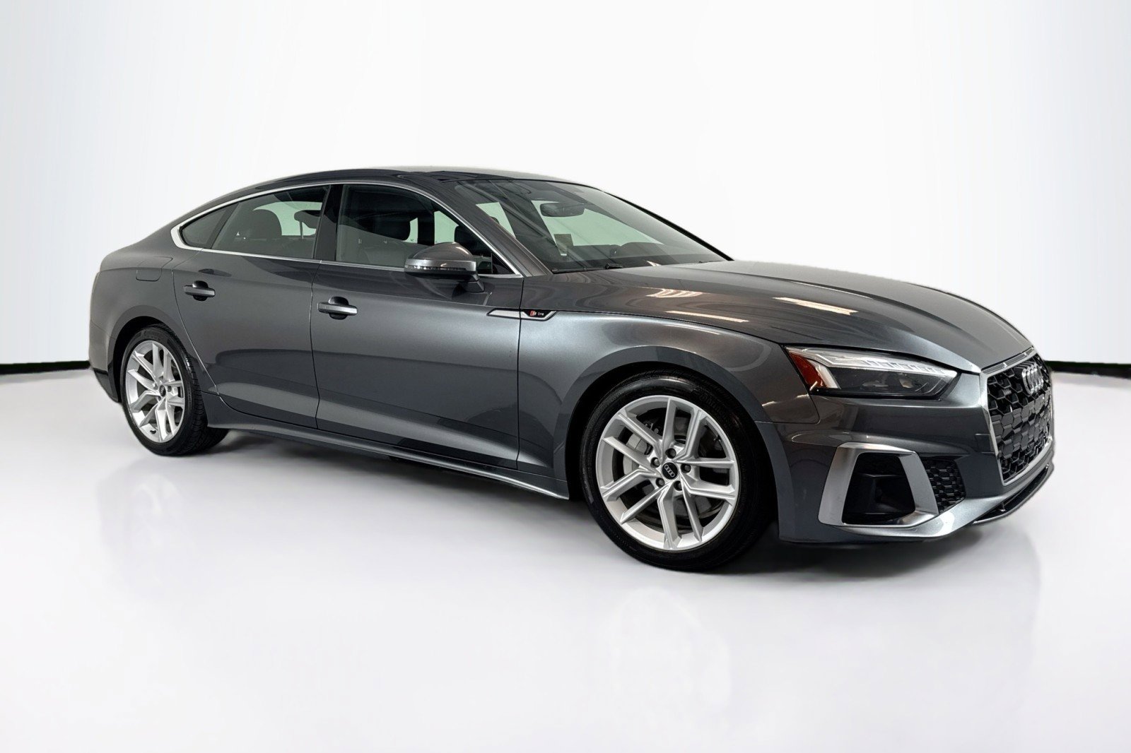 Used 2023 Audi A5 2.0T Premium Plus w/ Premium Plus image 3