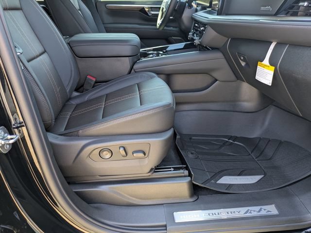 New 2026 Chevrolet Suburban High Country AWD/4WD image 41