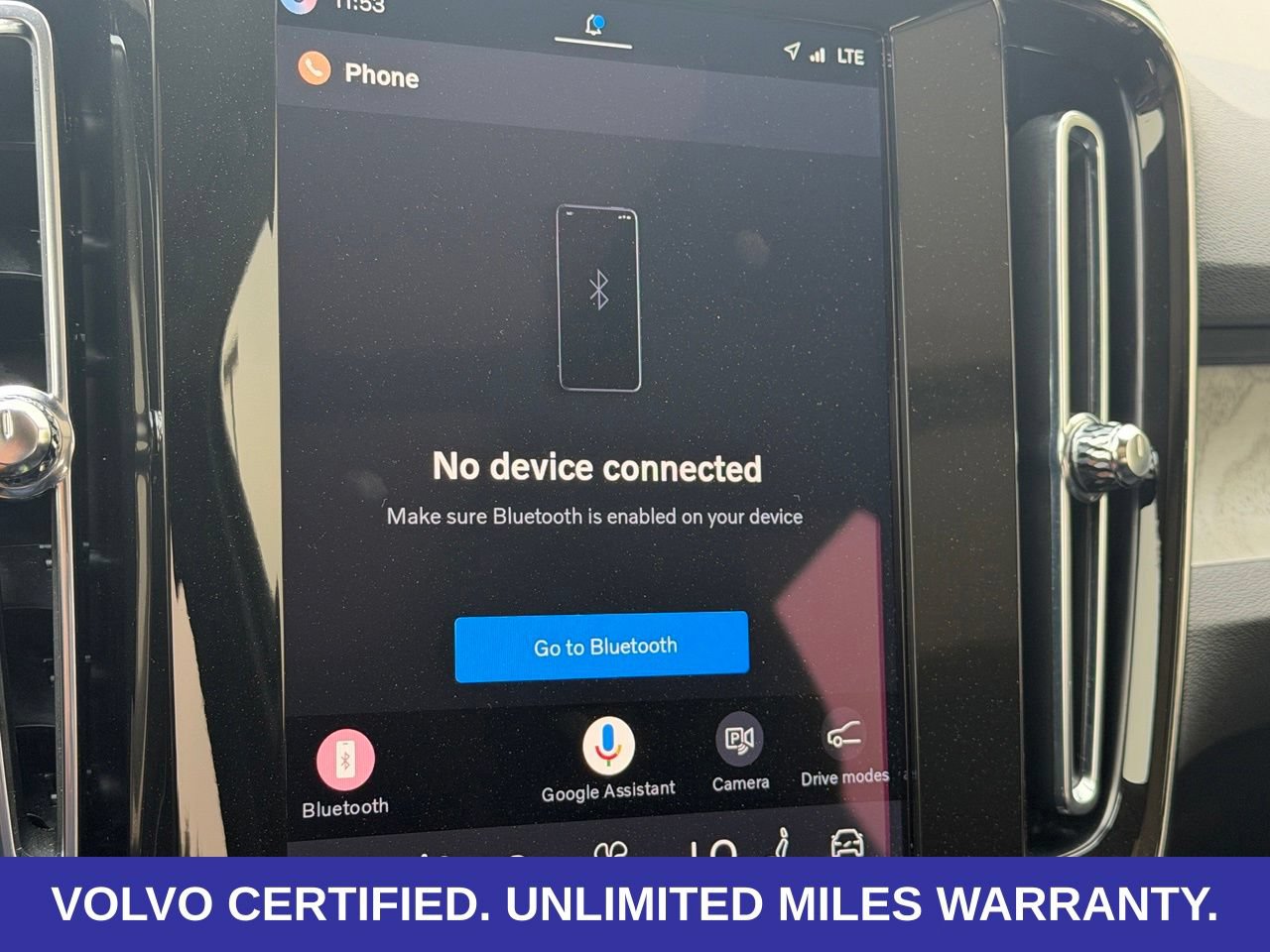 Certified 2026 Volvo XC40 B5 Plus AWD/4WD image 23