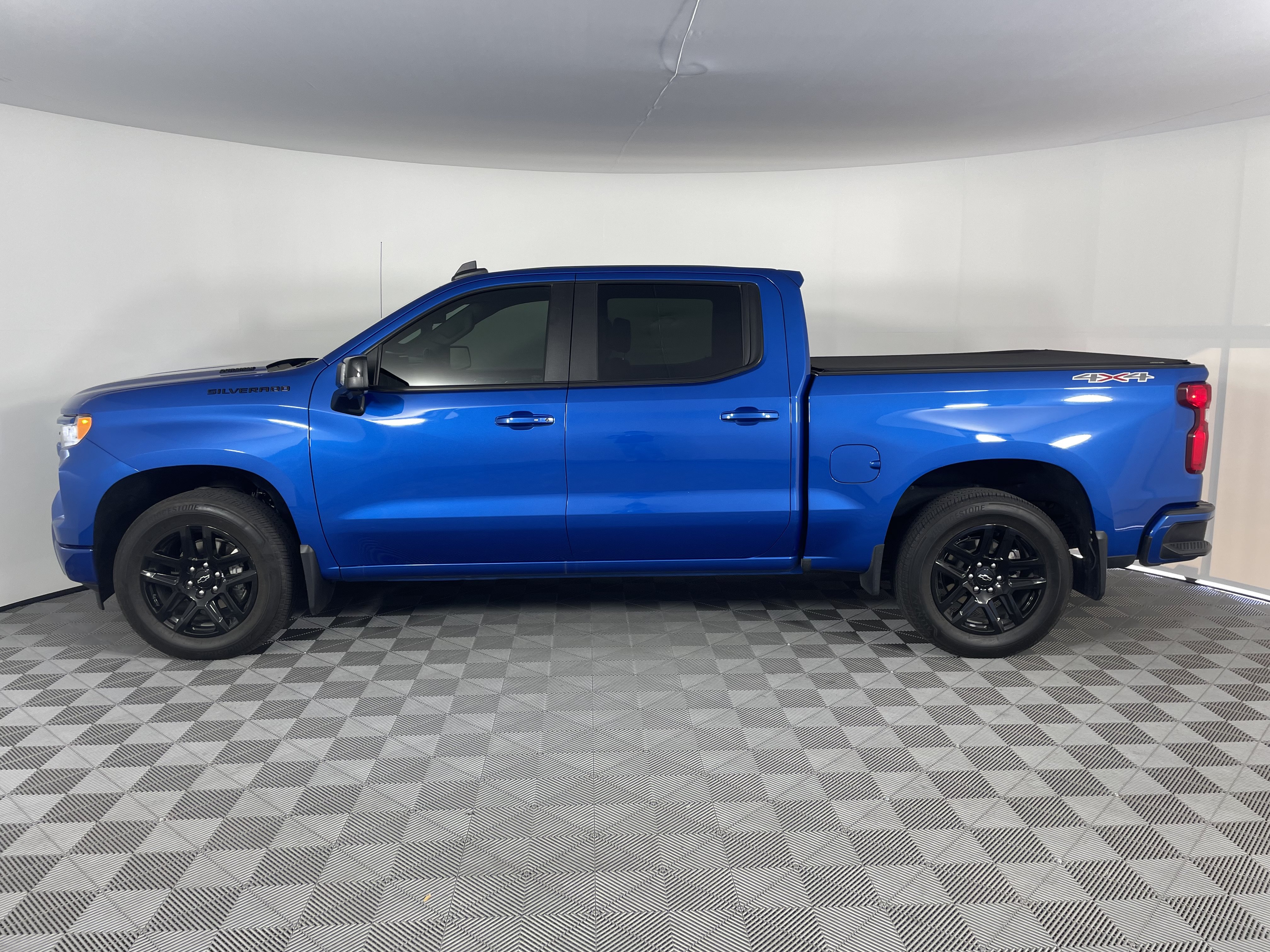 Used 2024 Chevrolet Silverado 1500 RST w/ RST All Star Premium Package AWD/4WD image 2