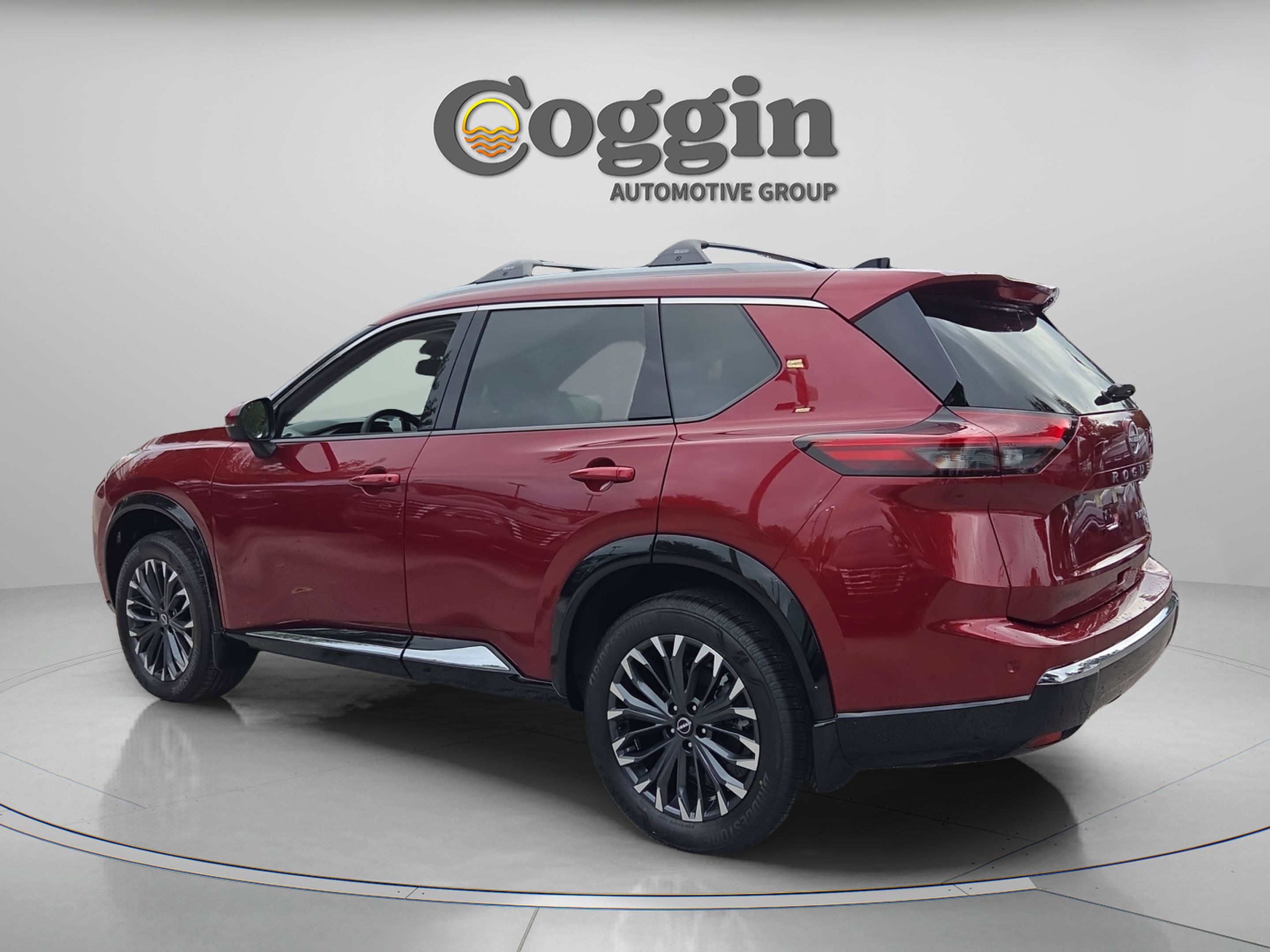 New 2026 Nissan Rogue Platinum AWD/4WD image 3
