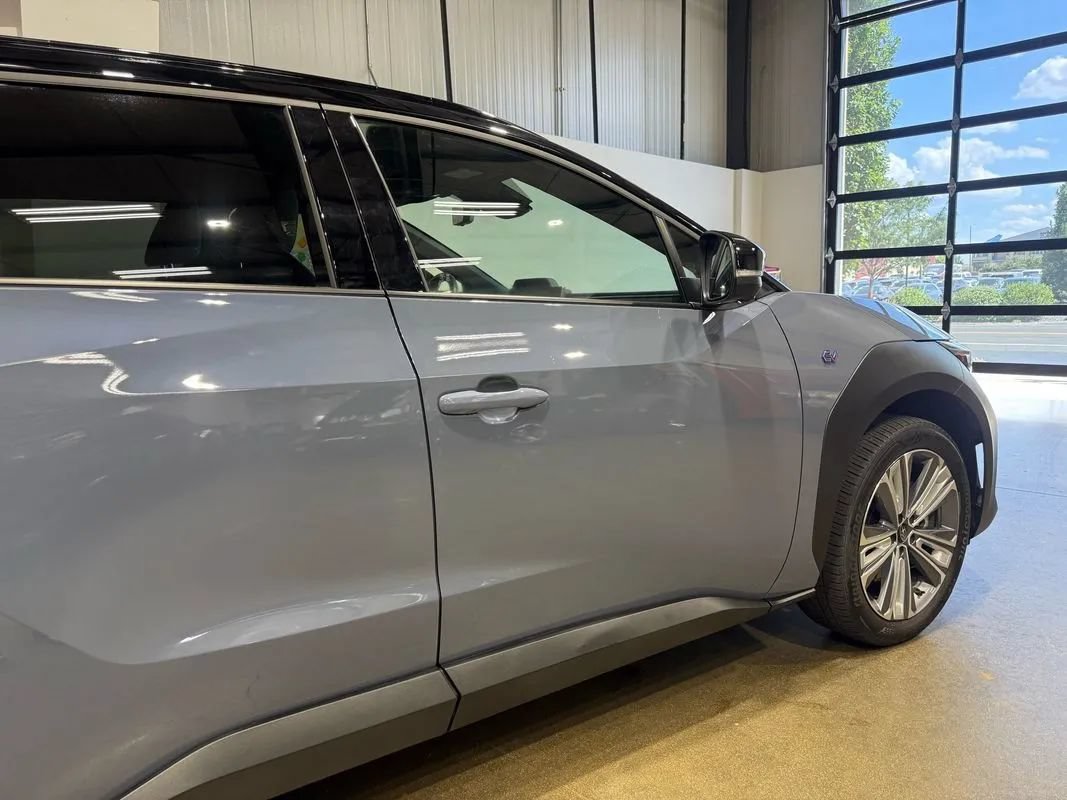 Used 2023 Subaru Solterra AWD image 40