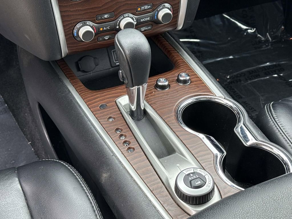 Used 2018 Nissan Pathfinder Platinum AWD/4WD image 35