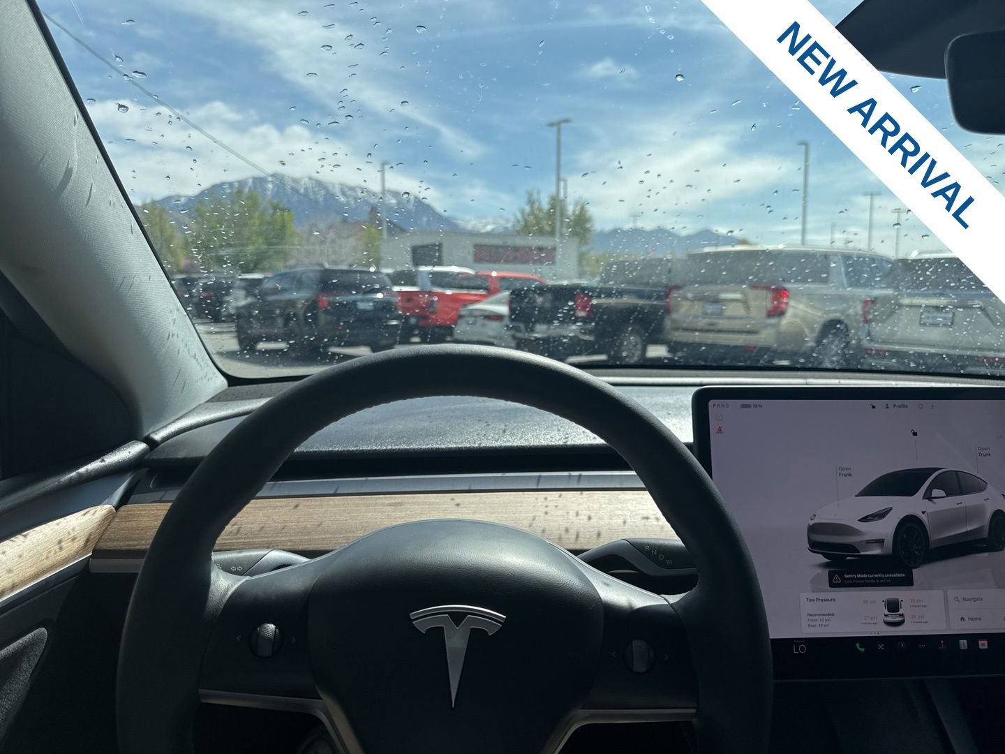 Used 2024 Tesla Model Y Performance image 18
