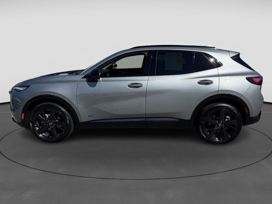 Certified 2025 Buick Envision Sport Touring image 9