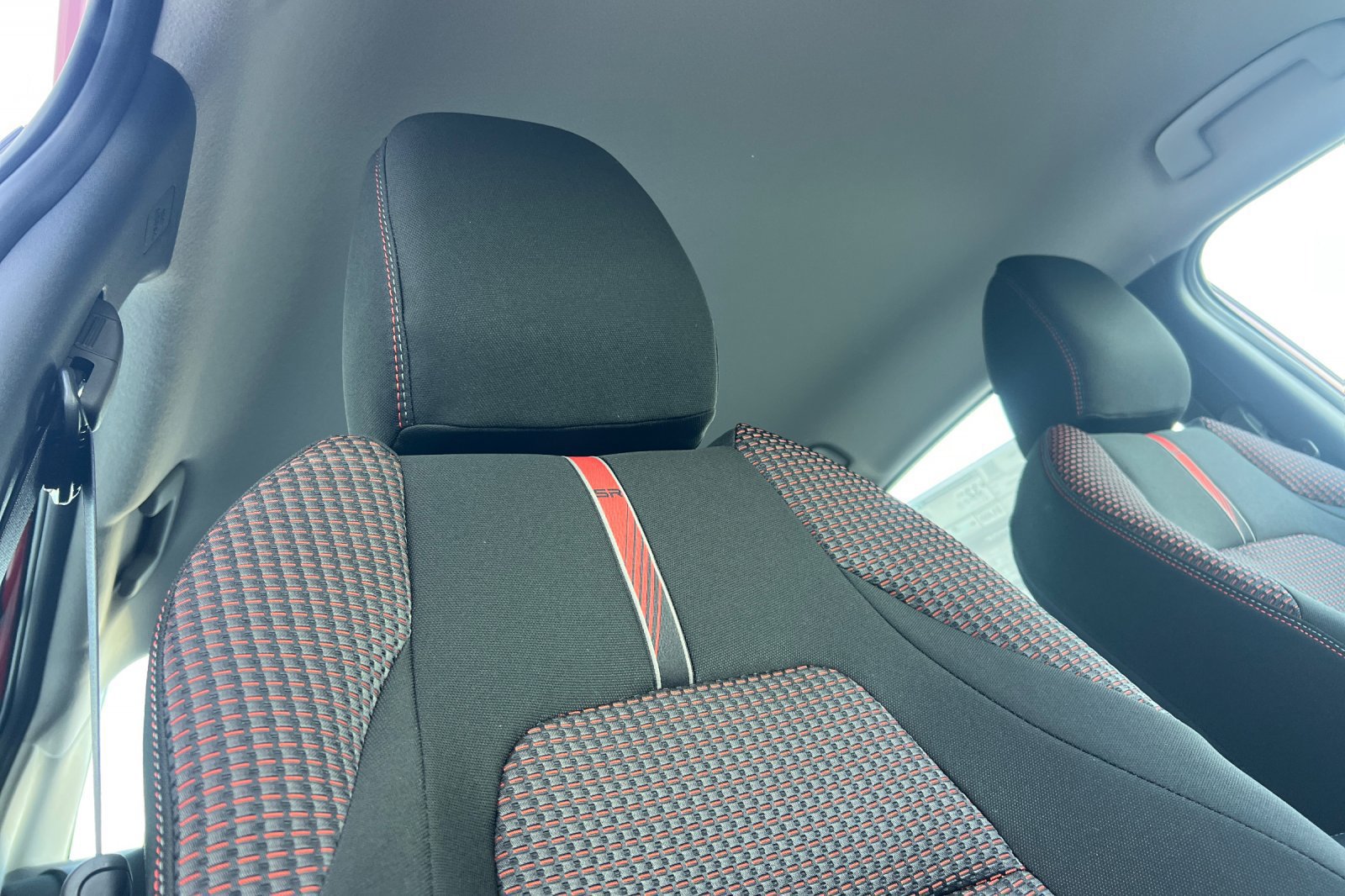 New 2027 Nissan Sentra SR w/ Floor Mat Package FWD image 13