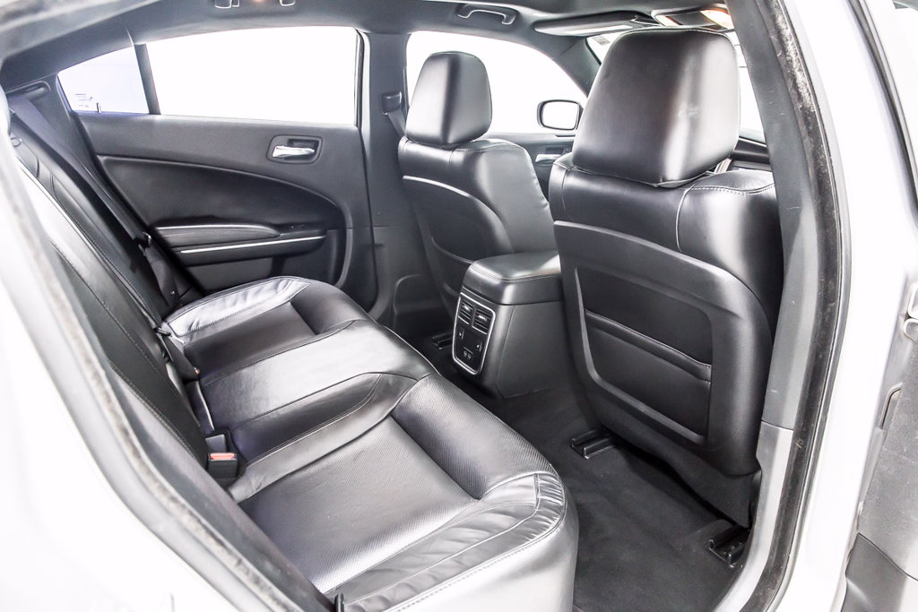 Used 2022 Dodge Charger SXT w/ Leather Interior Group RWD image 35