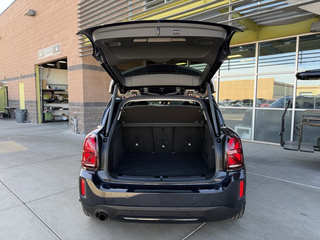 Used 2023 MINI Cooper Countryman SE w/ Storage Package image 33