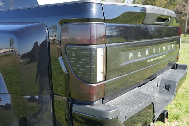 Used 2020 Ford F450 Platinum w/ FX4 Off-Road Package image 12