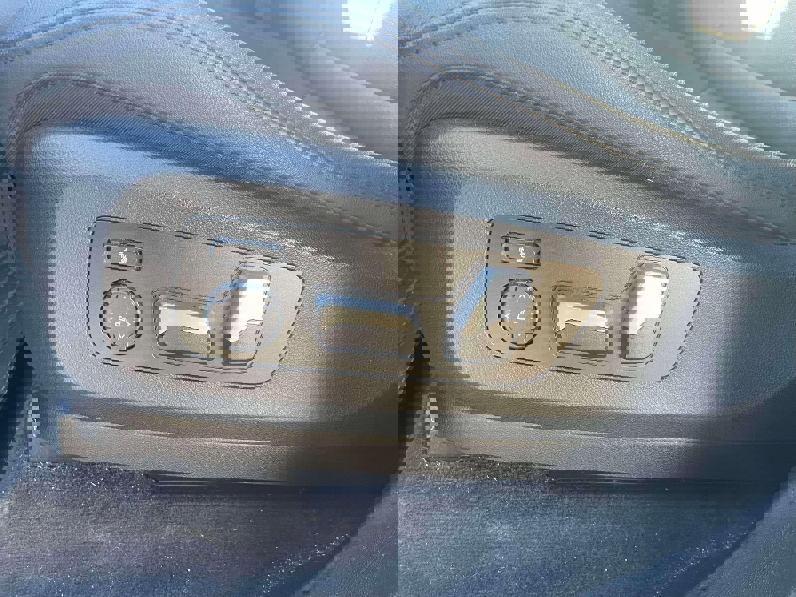 Used 2020 BMW X5 xDrive40i w/ Convenience Package image 18