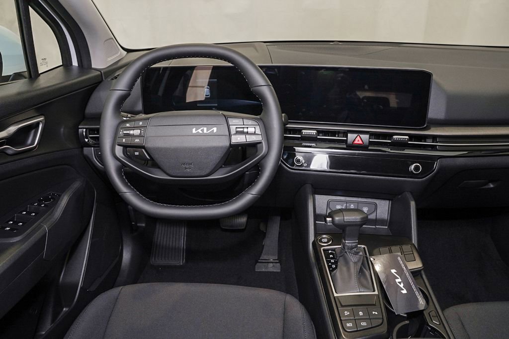 New 2026 Kia Sportage LX FWD image 7