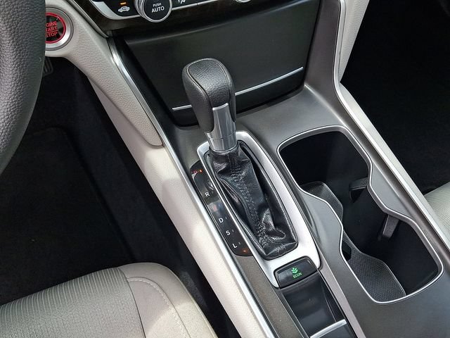 Used 2020 Honda Accord EX image 17