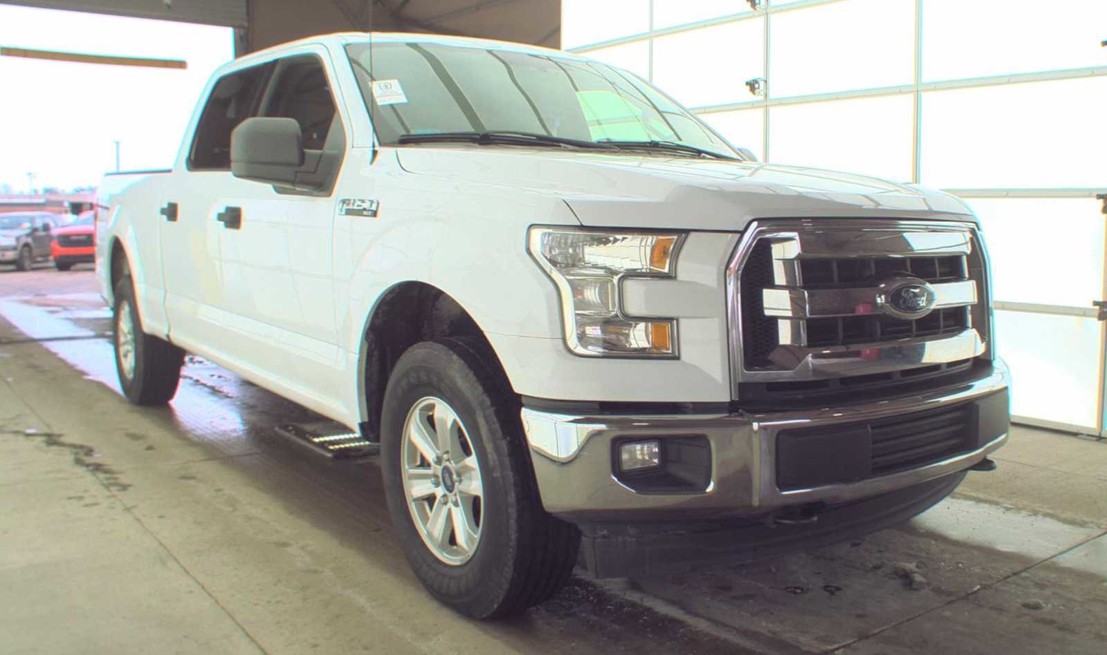 Used 2017 Ford F150 XLT image 1