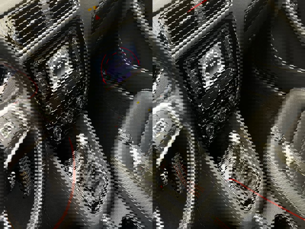 Used 2015 Volkswagen Jetta GLI SEL image 17