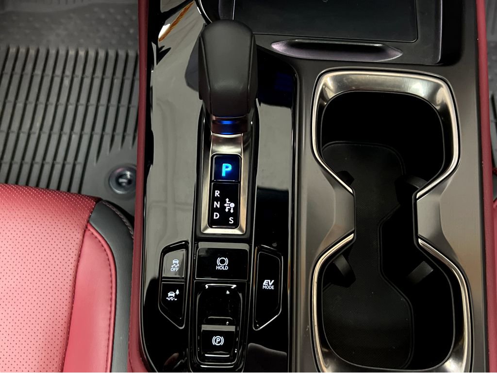 Certified 2026 Lexus NX 350h AWD w/ Accessory Package (2T) image 32