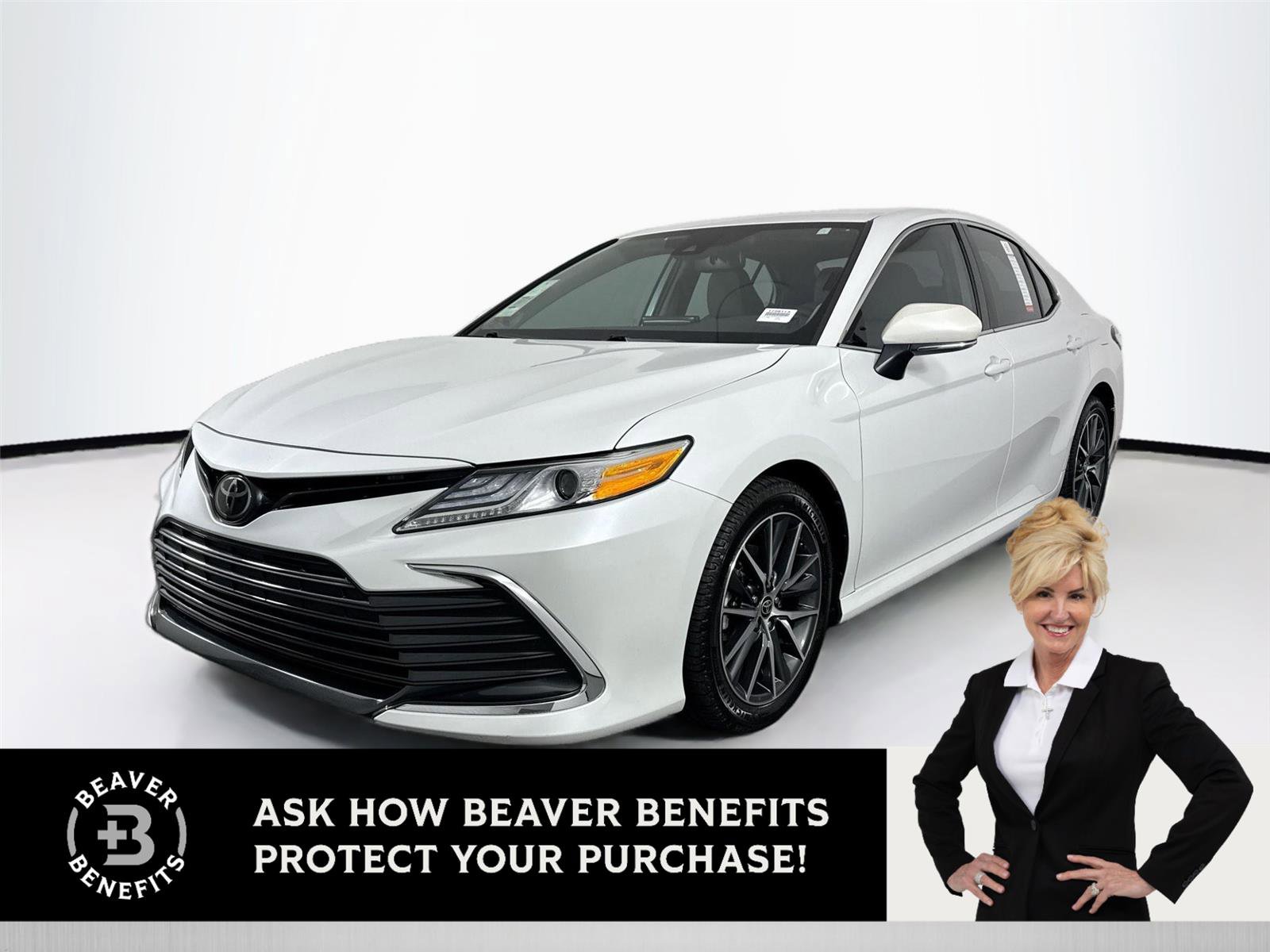 Certified 2022 Toyota Camry XLE image 1