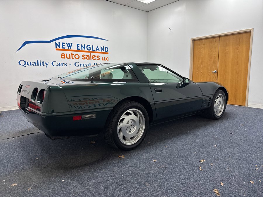Used 1993 Chevrolet Corvette Coupe RWD image 5