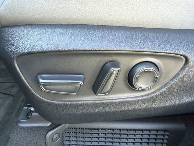 New 2026 Toyota Sienna XLE FWD image 27