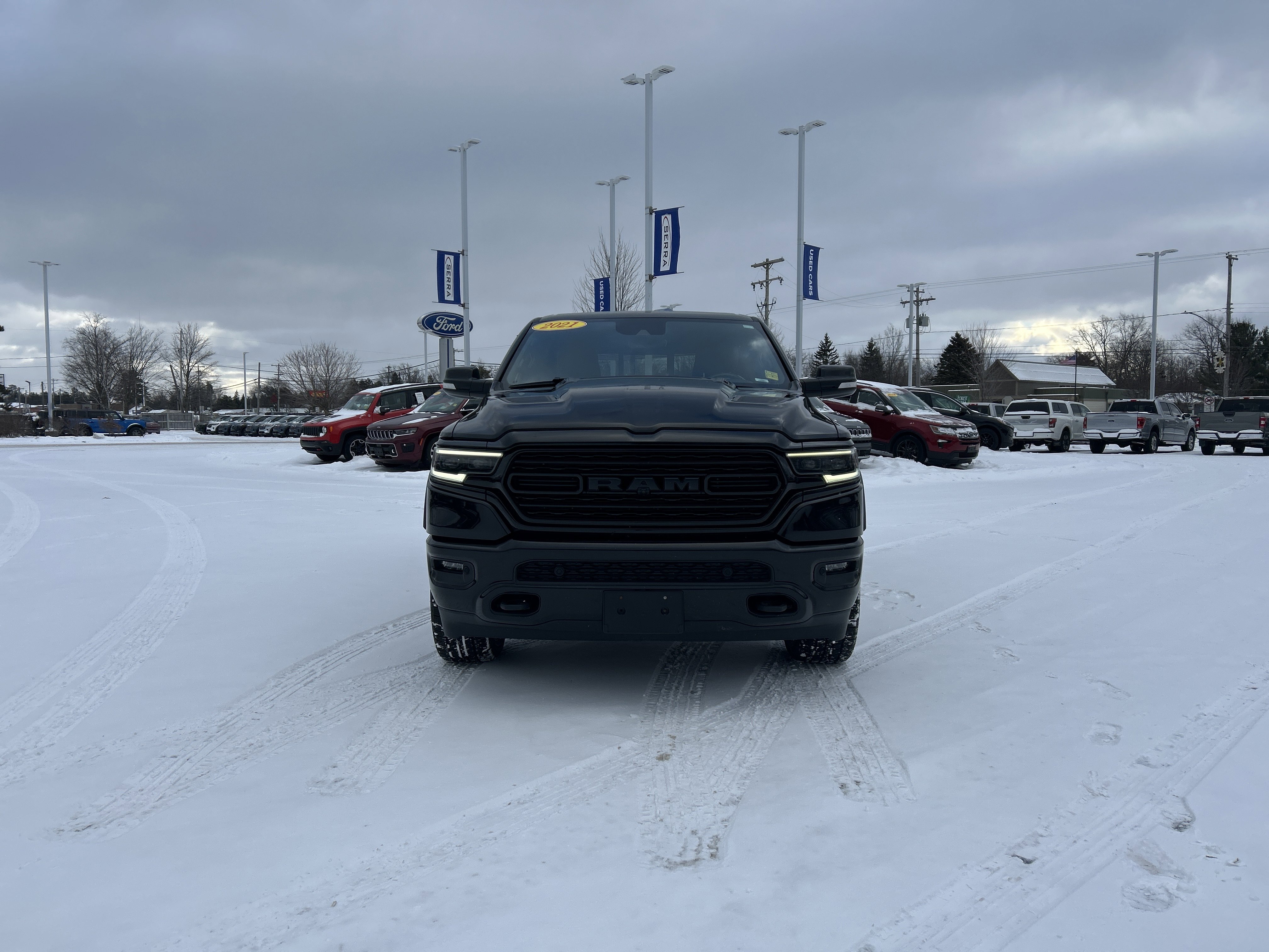 Used 2021 RAM 1500 Limited w/ Night Edition image 9