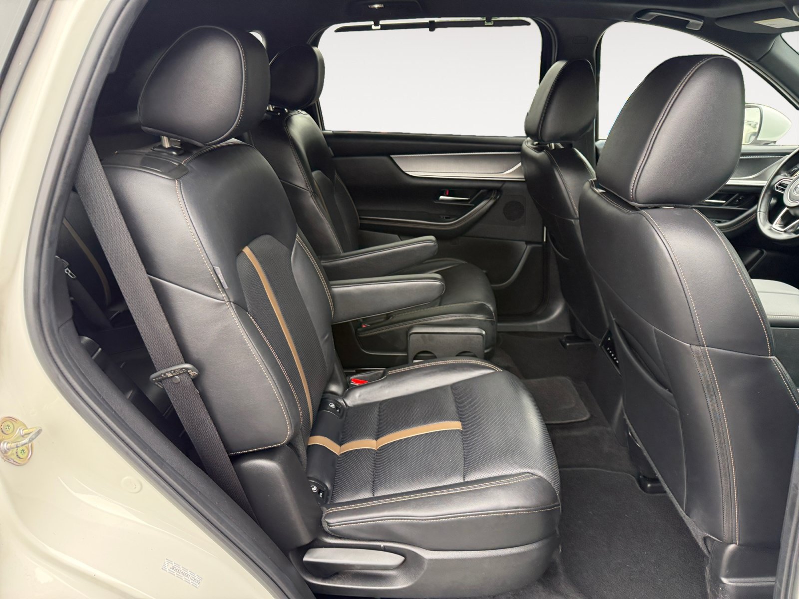 Certified 2024 MAZDA CX-90 Plug-In Hybrid w/ Premium Plus AWD/4WD image 19