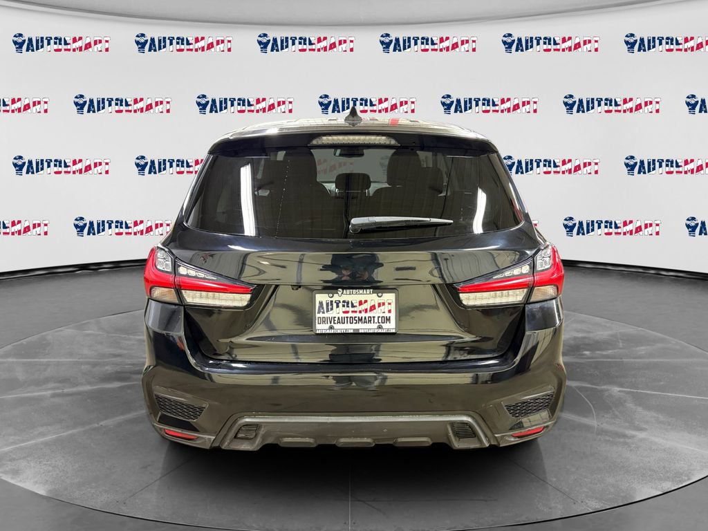 Used 2021 Mitsubishi Outlander Sport SE image 4