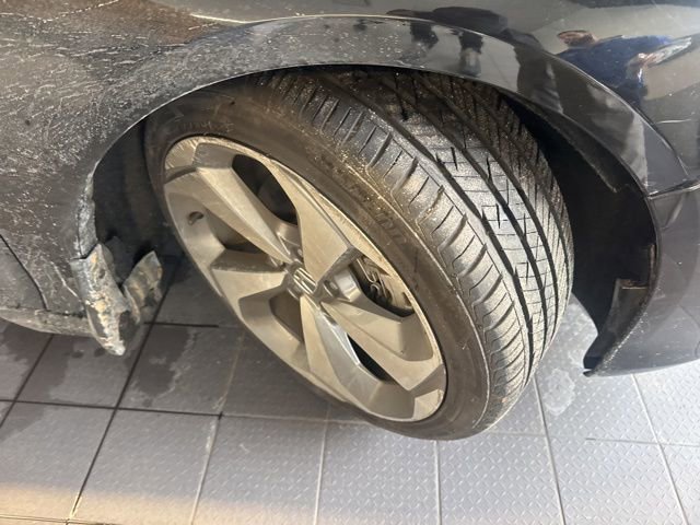 Used 2018 Honda Accord Touring image 8