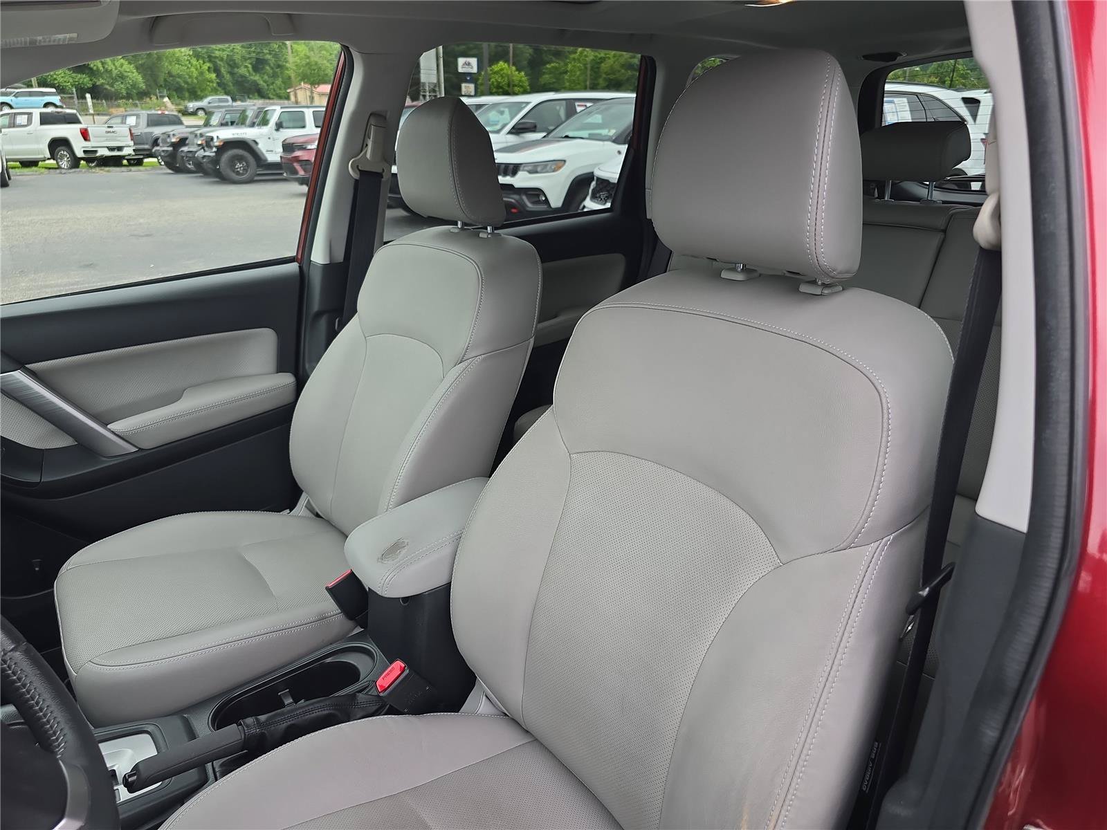 Used 2016 Subaru Forester 2.5i Limited w/ Protection Package #2 AWD/4WD image 20