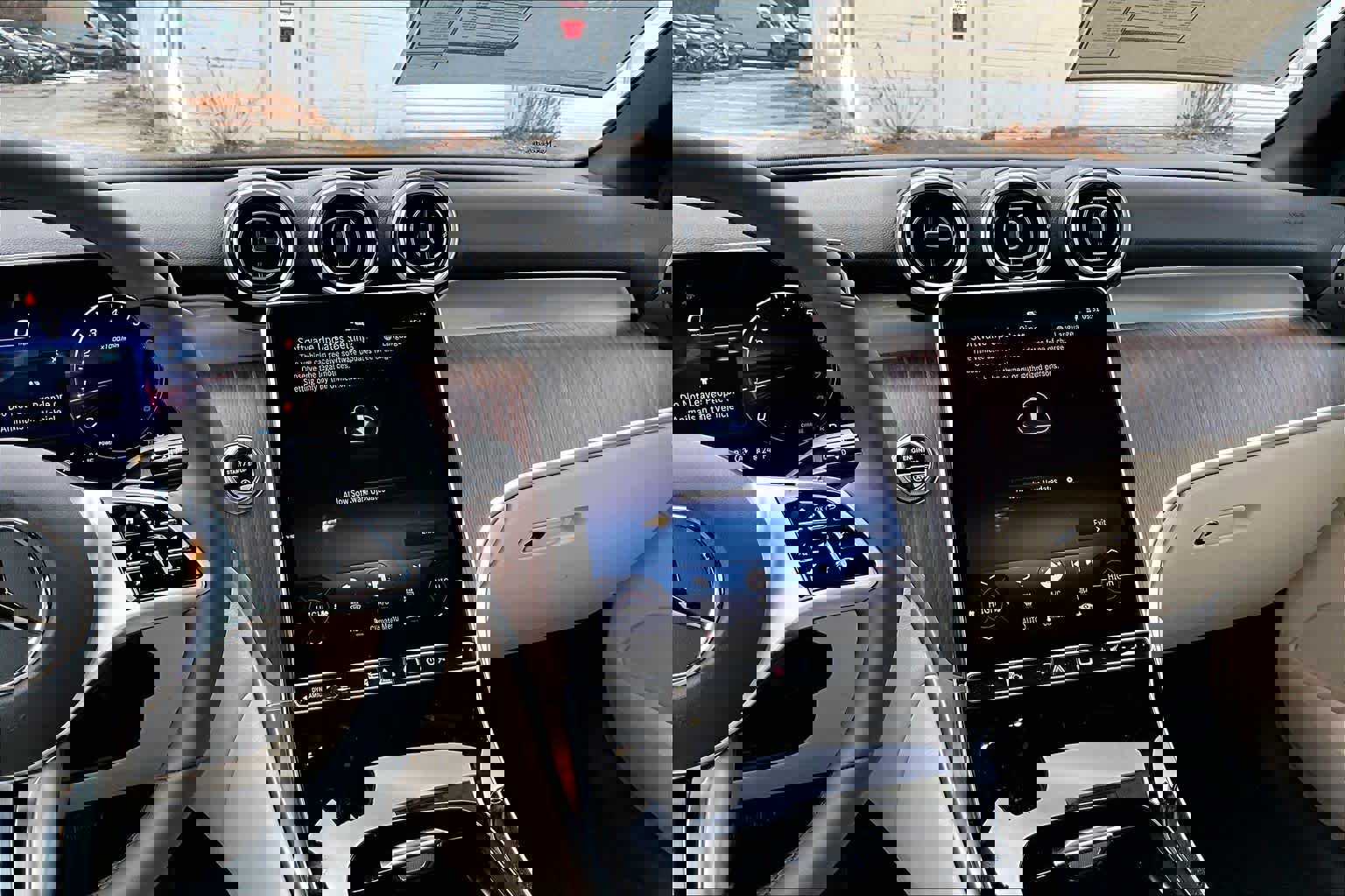 New 2026 Mercedes-Benz GLC 300 GLC 300 image 9