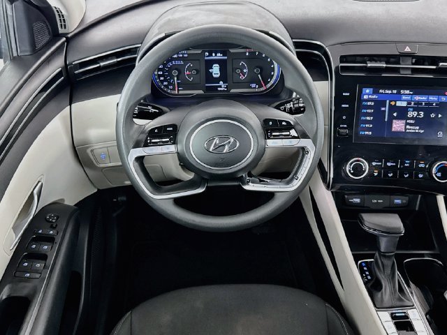 Used 2022 Hyundai Tucson SEL FWD image 14