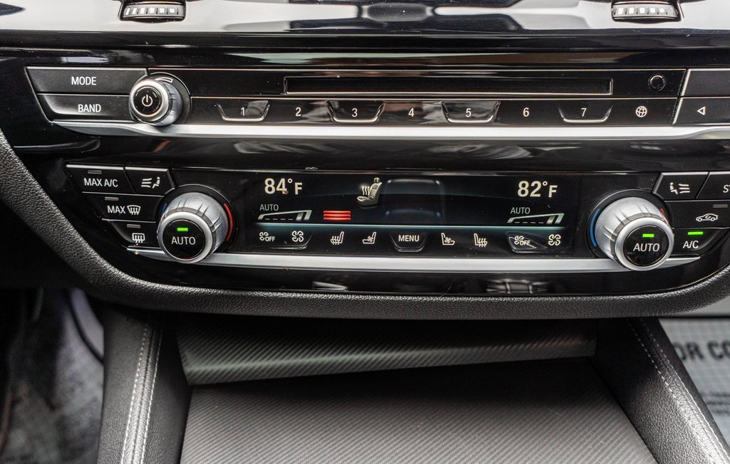 Used 2018 BMW M5 w/ Executive Package image 26