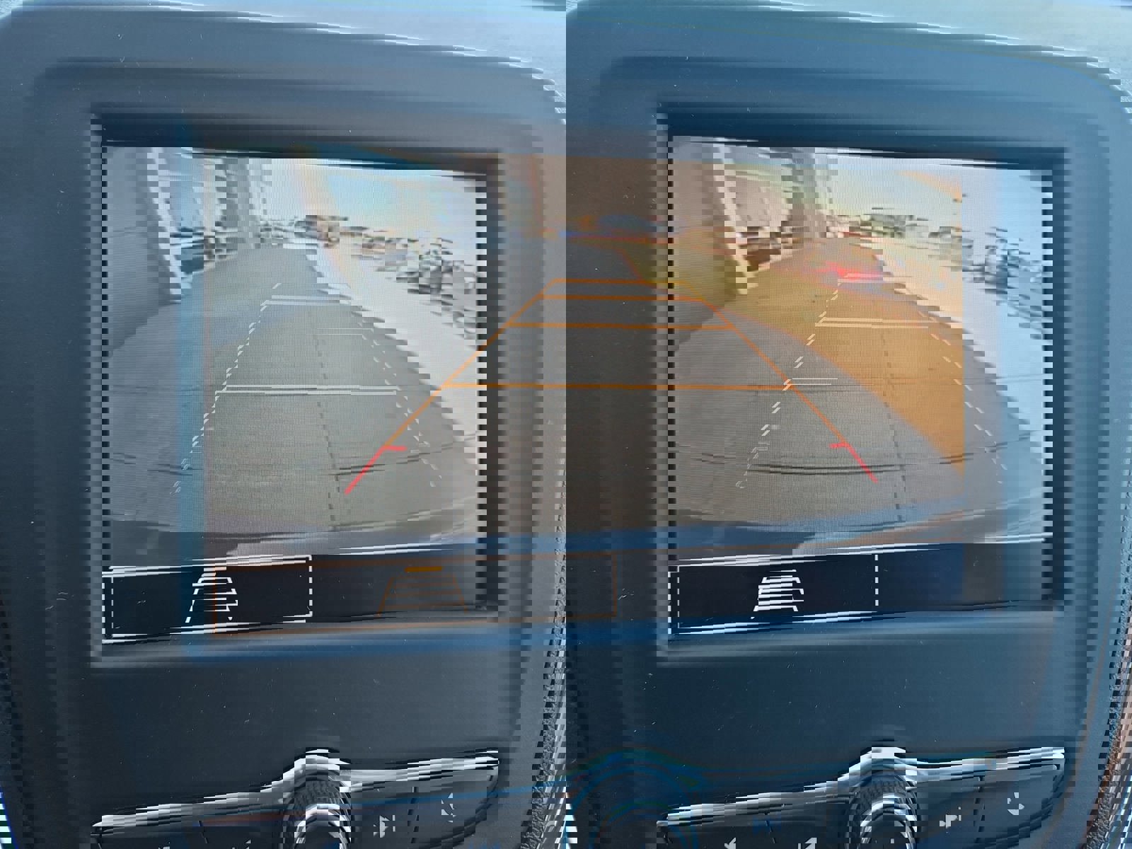 Used 2023 Chevrolet Equinox LT image 10