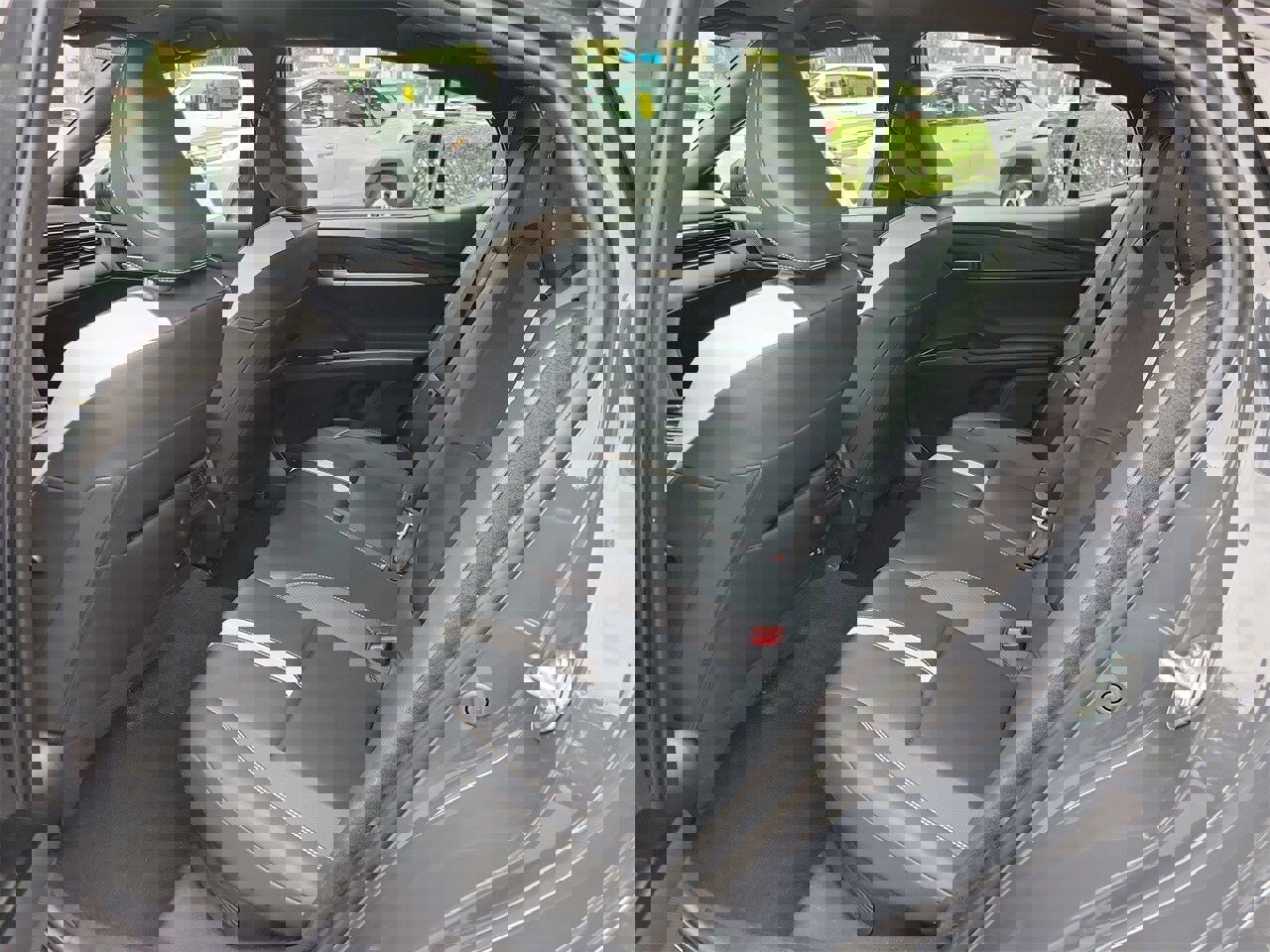 Used 2025 Toyota Camry SE image 10