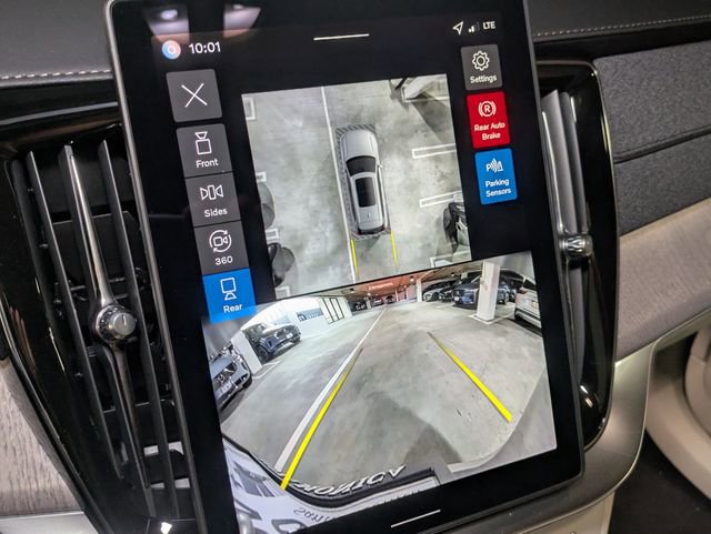 New 2026 Volvo XC90 B6 Ultra w/ Protection Package image 21