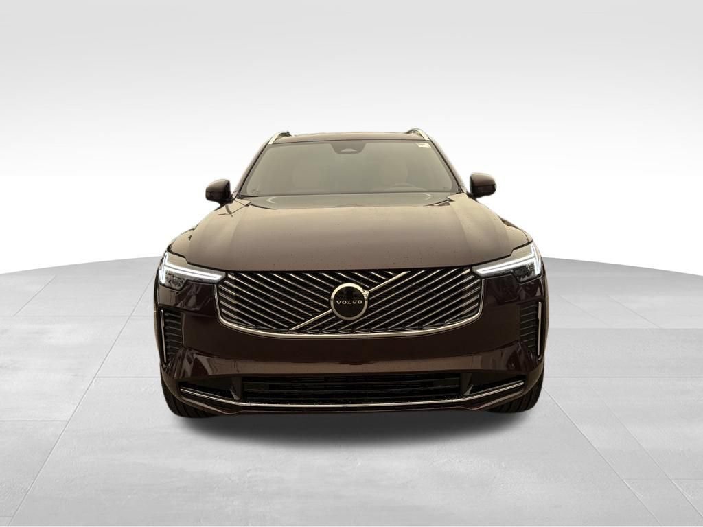 New 2026 Volvo XC90 B5 Core w/ Protection Package Premier AWD/4WD image 8