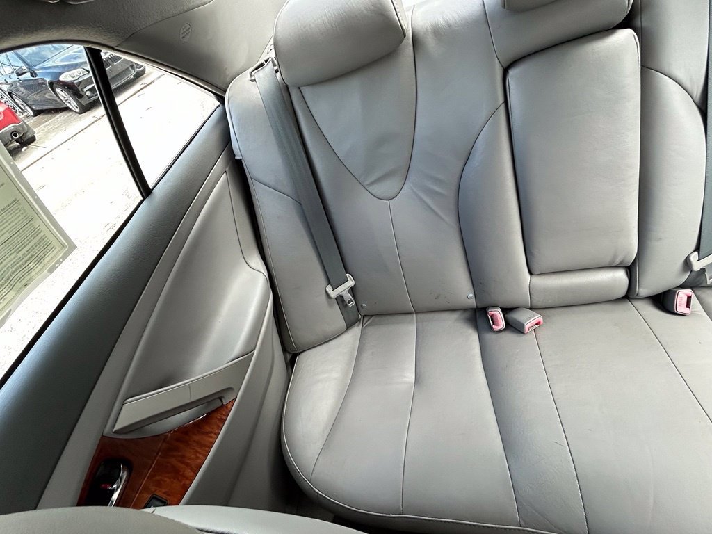 Used 2010 Toyota Camry Hybrid FWD image 12