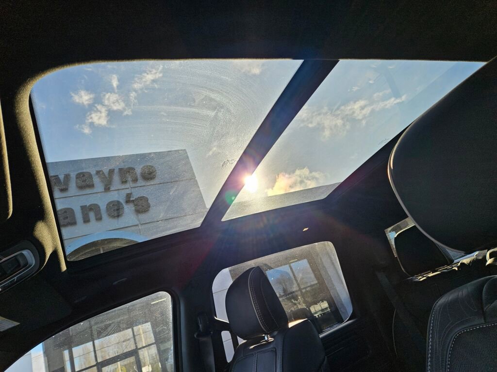 Used 2022 RAM 1500 Limited image 22