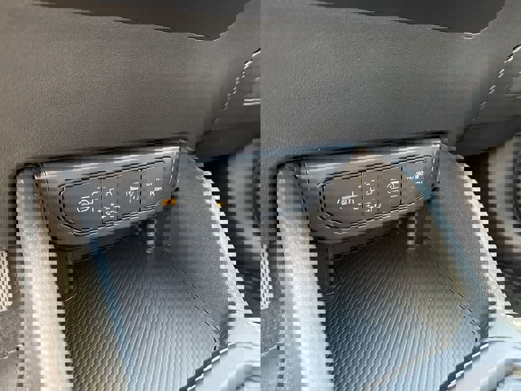 New 2026 Kia K4 LX image 28