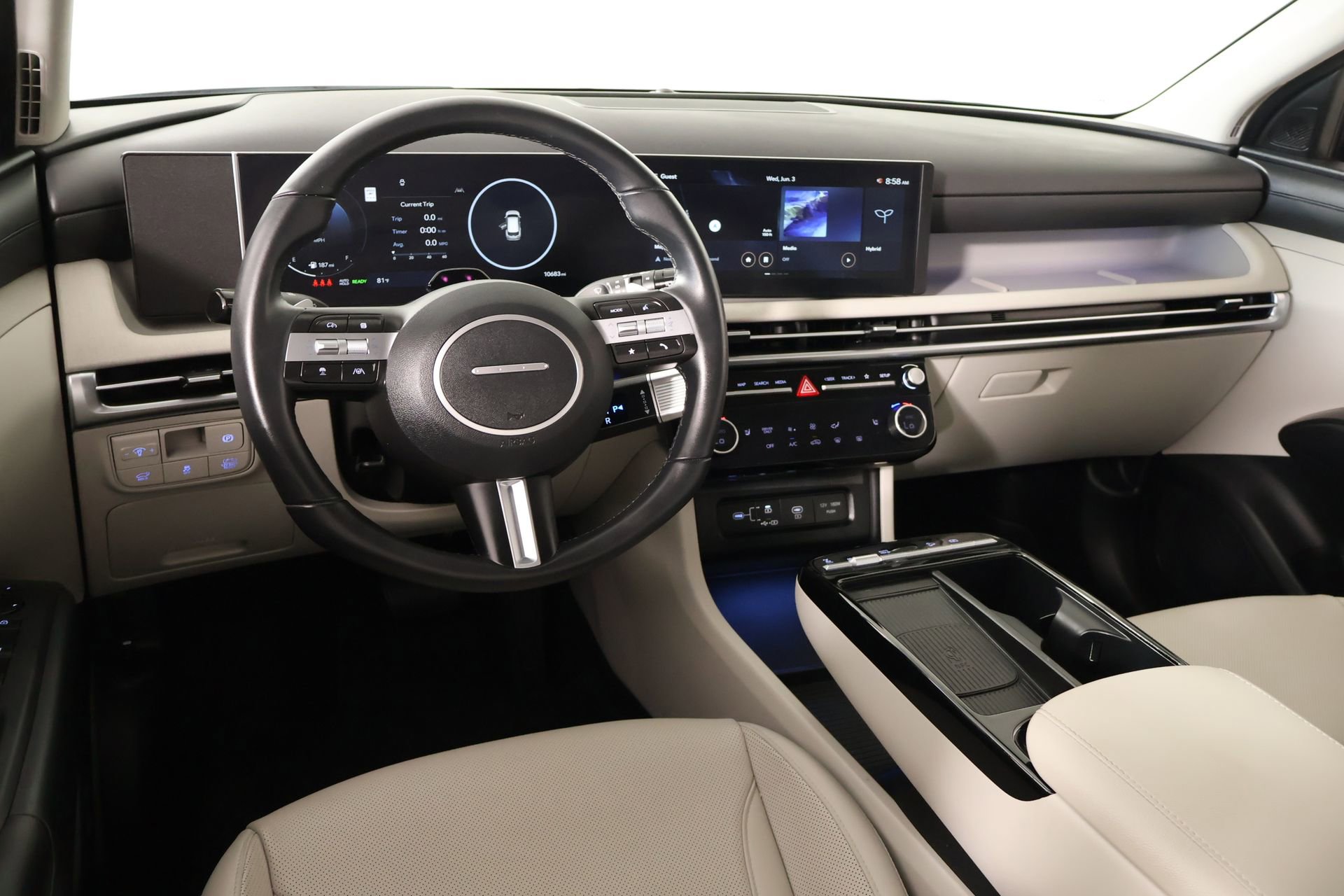 Certified 2025 Hyundai Tucson SEL AWD/4WD image 2