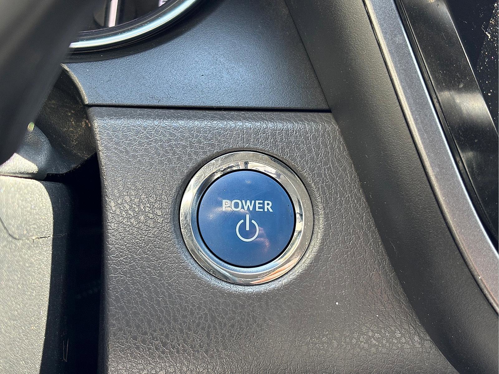 Used 2018 Toyota Camry XLE w/ Audio Package FWD image 21