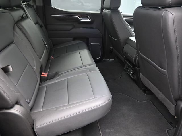 Used 2026 GMC Sierra 1500 SLT AWD/4WD image 32