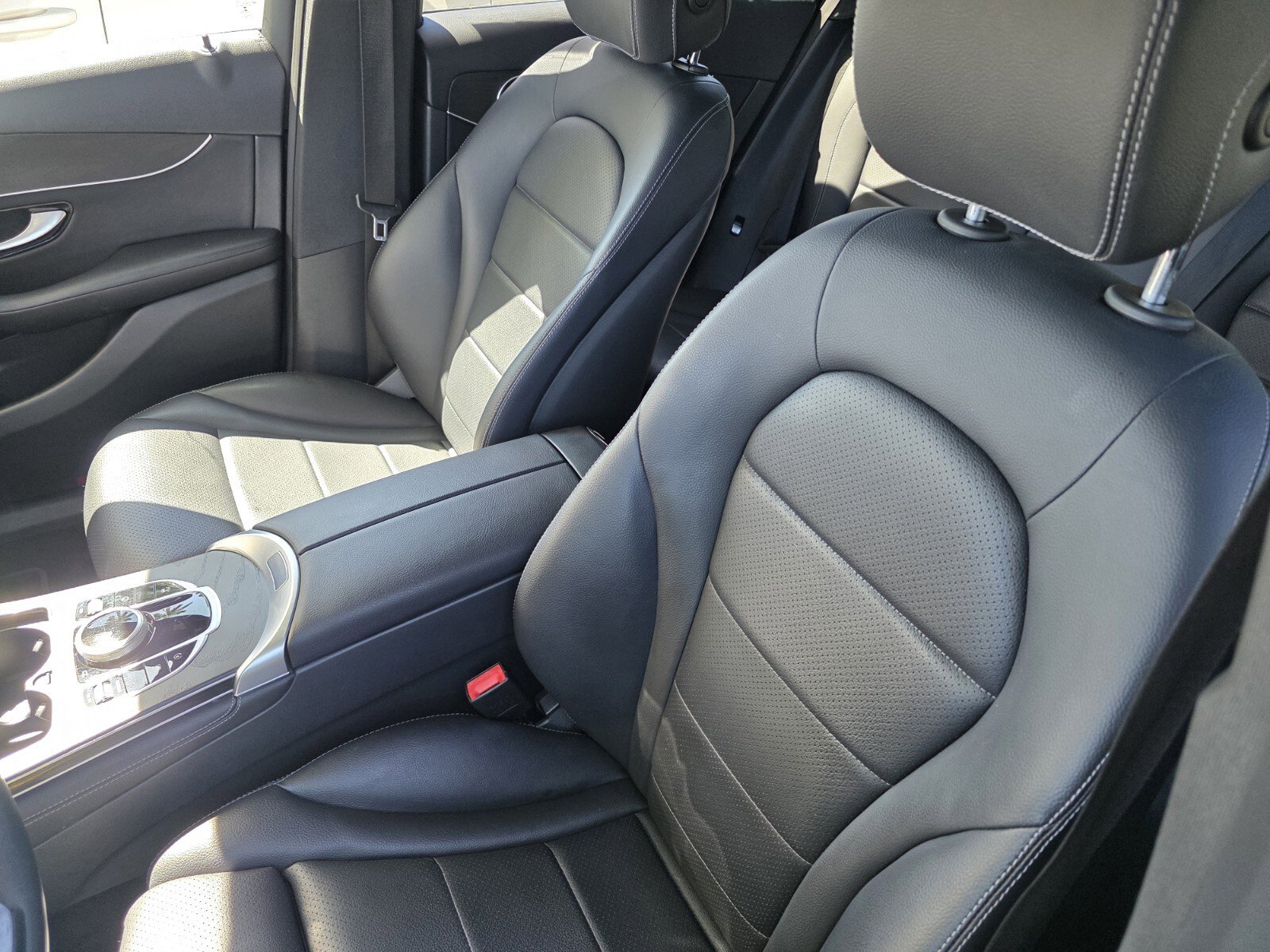 Used 2018 Mercedes-Benz GLC 300 image 12
