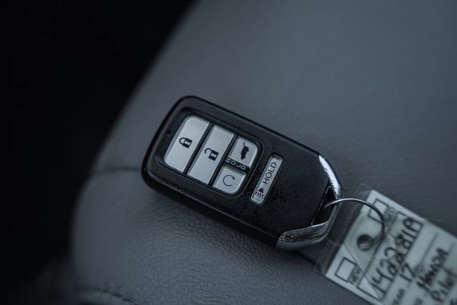Used 2017 Honda Pilot Touring image 51