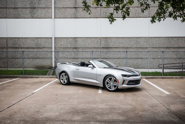 Used 2016 Chevrolet Camaro LT RWD image 41