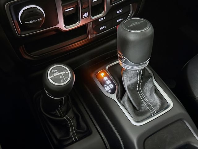 Used 2020 Jeep Gladiator Overland AWD/4WD image 15