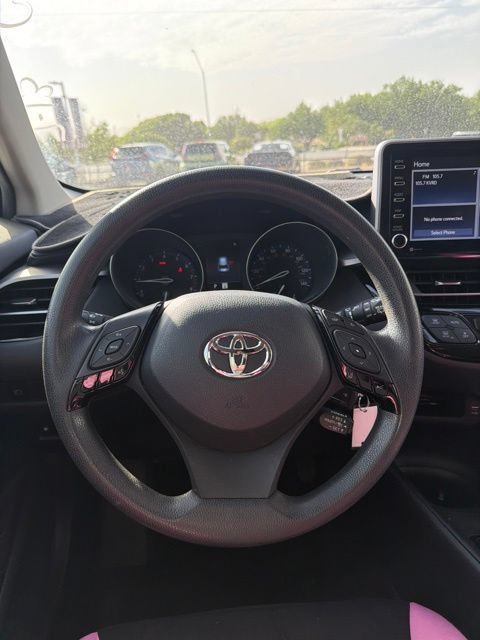 Used 2021 Toyota C-HR LE FWD image 14